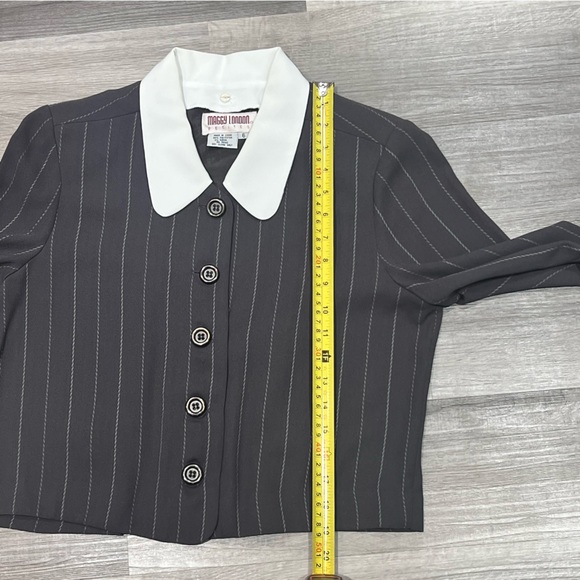Maggie London vintage gray pinstriped Pant Suit sz 6P - Picture 2 of 13
